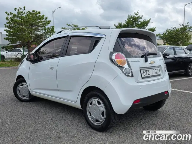 Chevrolet Spark 2012 1.0 автомат (гидро), миниатюра 4