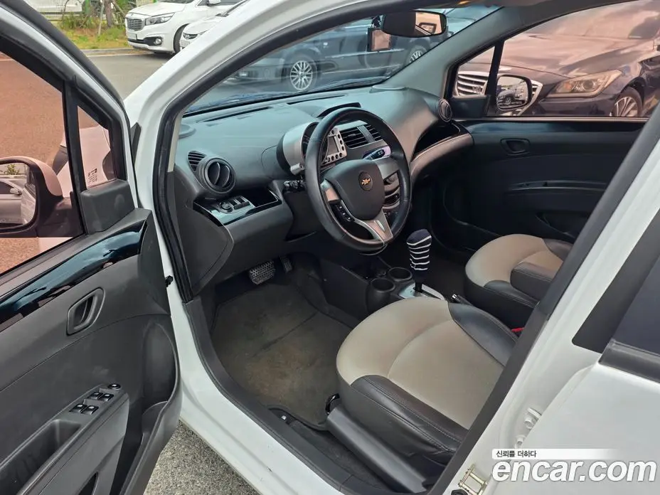 Chevrolet Spark 2012 1.0 автомат (гидро), фото 10