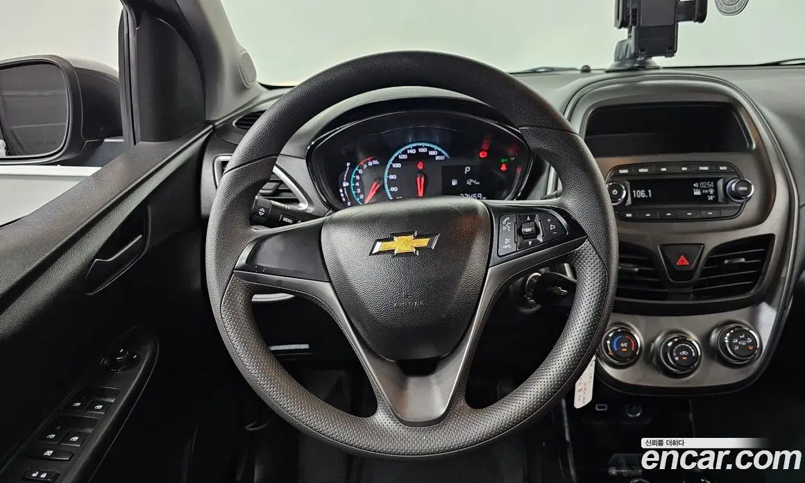 Chevrolet Spark 2018 1.0 автомат (гидро), фото 13