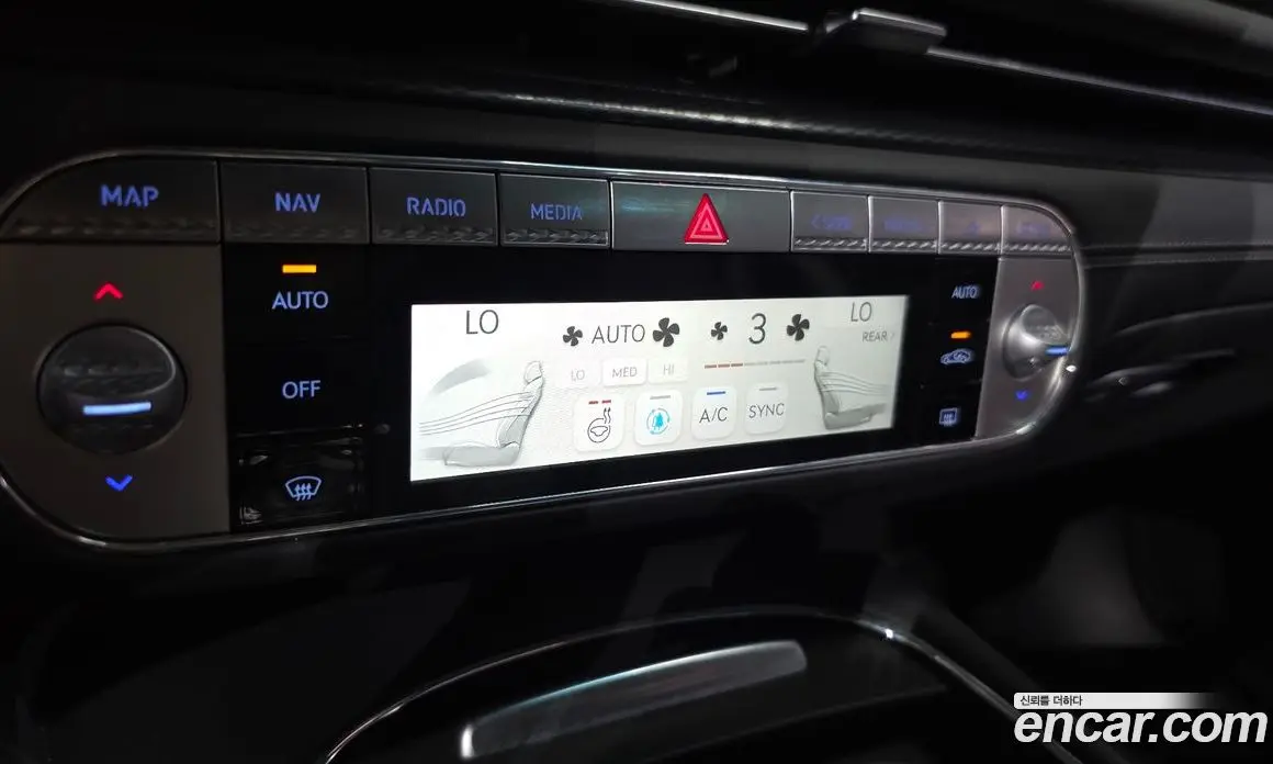 Genesis G90 2023 3.5 автомат (гидро), фото 16