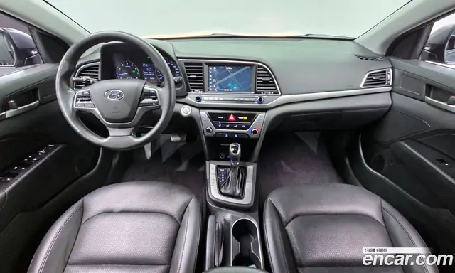 Hyundai Avante 2018 1.6 автомат (гидро), миниатюра 7 Hyundai Avante 2018 1.6 автомат (гидро), миниатюра 7