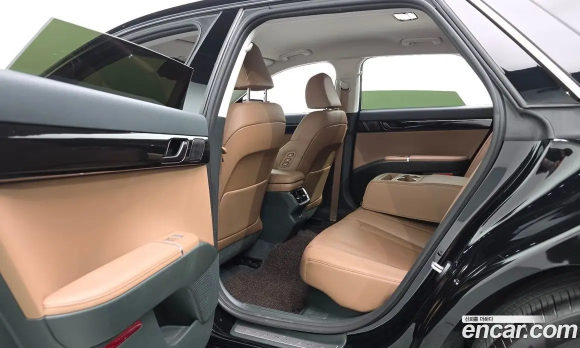 Hyundai Grandeur 2023 1.6 автомат (гидро), фото 17