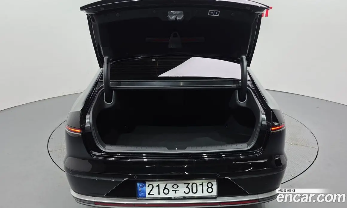 Hyundai Grandeur 2023 1.6 автомат (гидро), фото 20