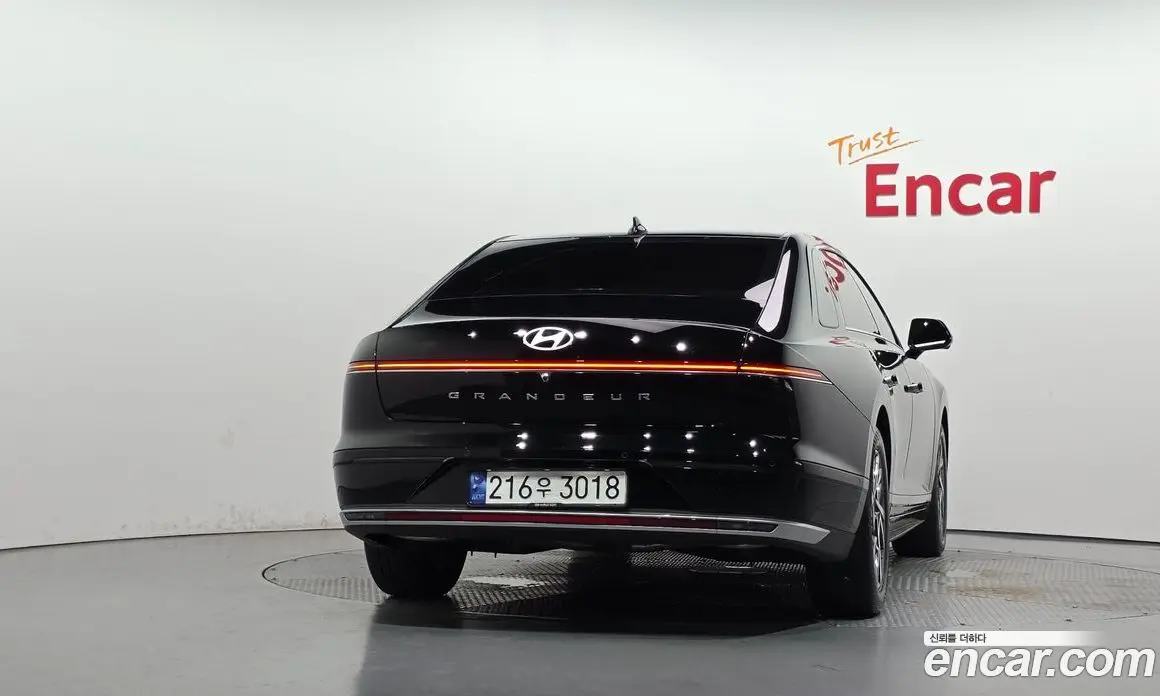Hyundai Grandeur 2023 1.6 автомат (гидро), фото 4