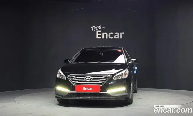 Hyundai Sonata 2016 1.6 автомат (гидро), миниатюра 3