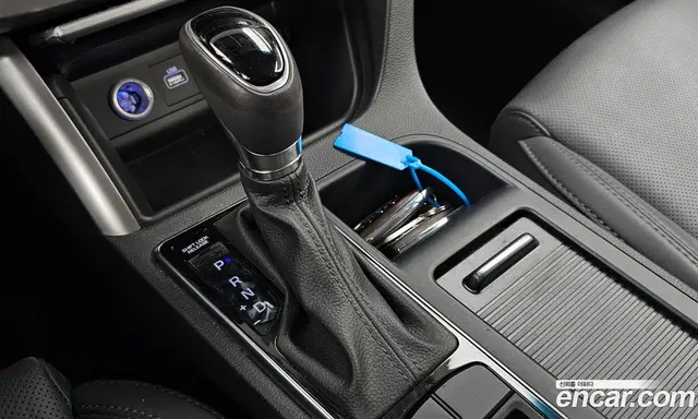 Hyundai Sonata 2016 1.6 автомат (гидро), миниатюра 9