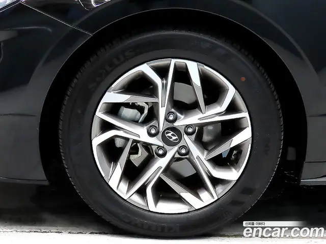 Hyundai Sonata 2021 2.0 автомат (гидро), миниатюра 5 Hyundai Sonata 2021 2.0 автомат (гидро), миниатюра 5