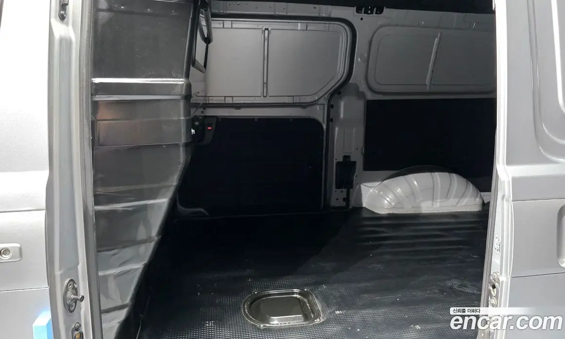 Hyundai Starex 2019 2.5 автомат (гидро), фото 12