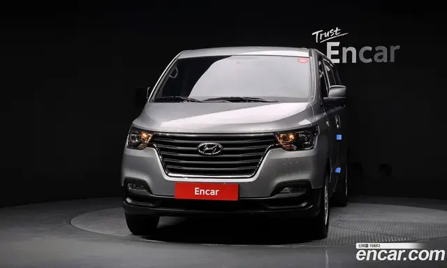 Hyundai Starex 2019 2.5 автомат (гидро), миниатюра 3