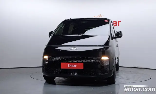 Hyundai Staria 2022 2.2 автомат (гидро), миниатюра 3