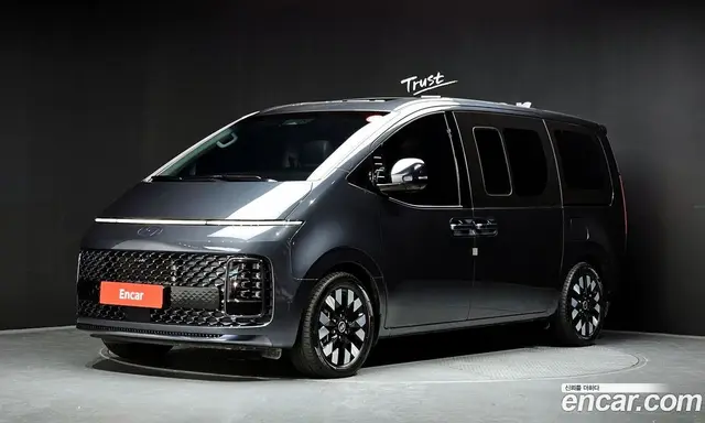 Hyundai Staria, 2024, 38 409 км