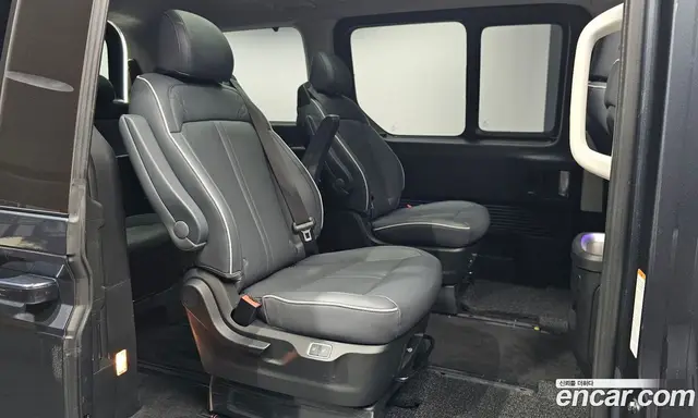 Hyundai Staria 2024 2.2 автомат (гидро), миниатюра 11
