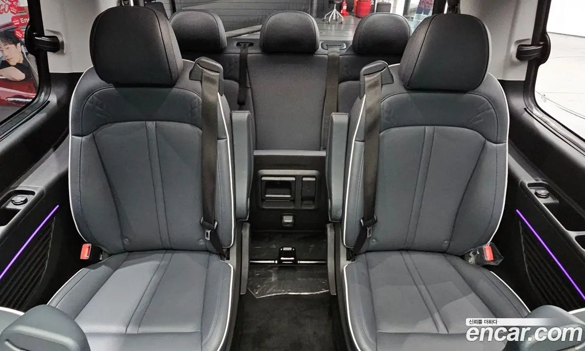 Hyundai Staria 2024 2.2 автомат (гидро), фото 13