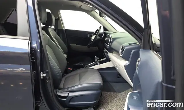 Hyundai Venue 2020 1.6 автомат (гидро), миниатюра 11