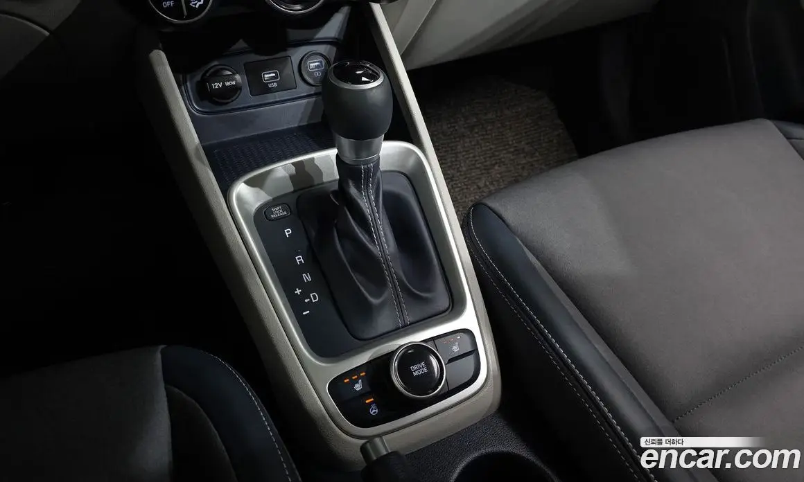 Hyundai Venue 2020 1.6 автомат (гидро), фото 9