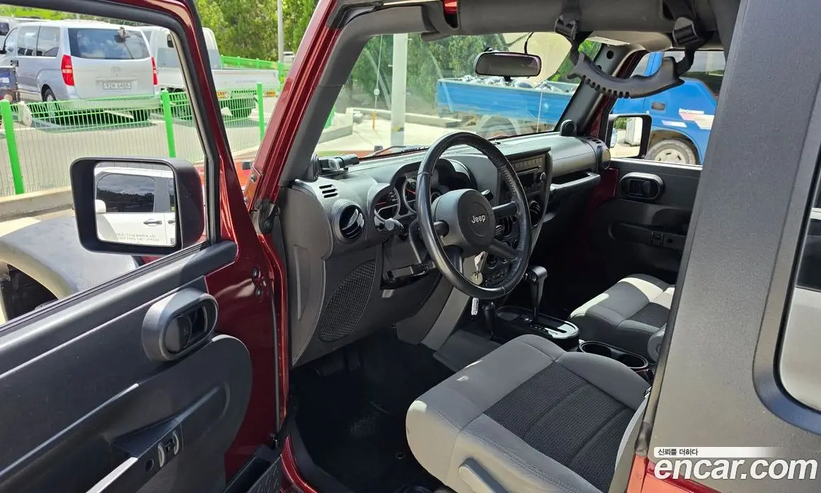 Jeep Wrangler 2010 2.8 автомат (гидро), фото 10 Jeep Wrangler 2010 2.8 автомат (гидро), фото 10