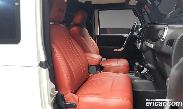 Jeep Wrangler 2012 2.8 автомат (гидро), миниатюра 11 Jeep Wrangler 2012 2.8 автомат (гидро), миниатюра 11
