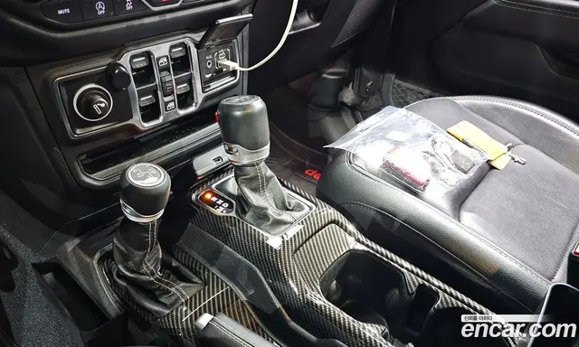Jeep Wrangler 2020 2.0 автомат (гидро), миниатюра 9 Jeep Wrangler 2020 2.0 автомат (гидро), миниатюра 9