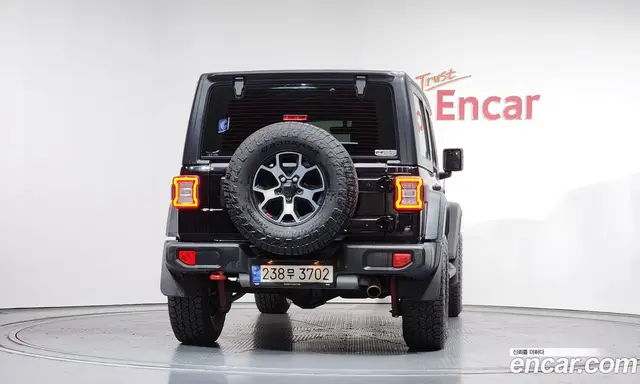 Jeep Wrangler 2023 2.0 автомат (гидро), миниатюра 4