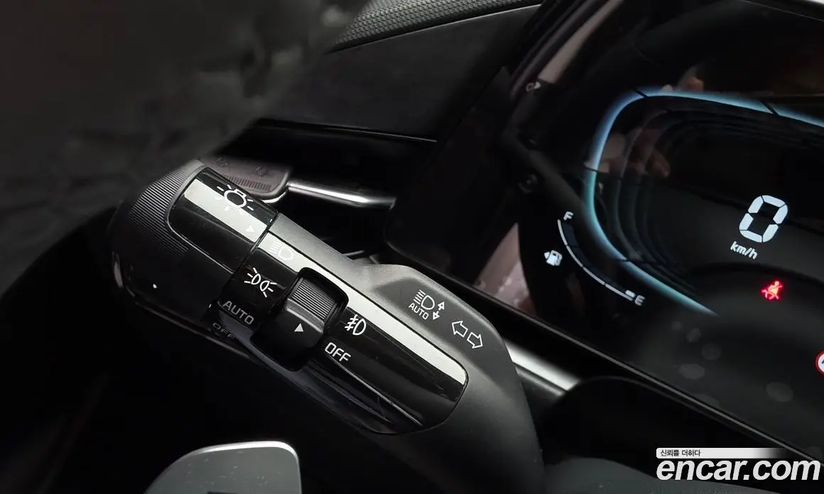 Kia Niro 2022 1.6 автомат (гидро), фото 16