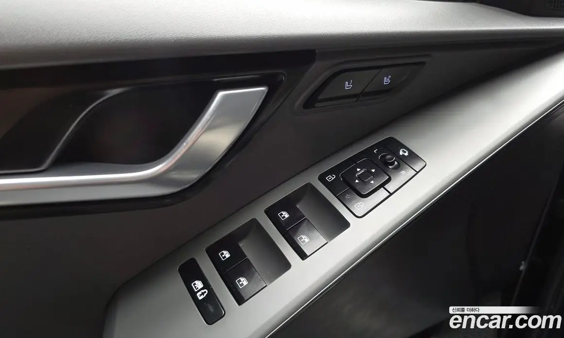 Kia Niro 2022 1.6 автомат (гидро), фото 18