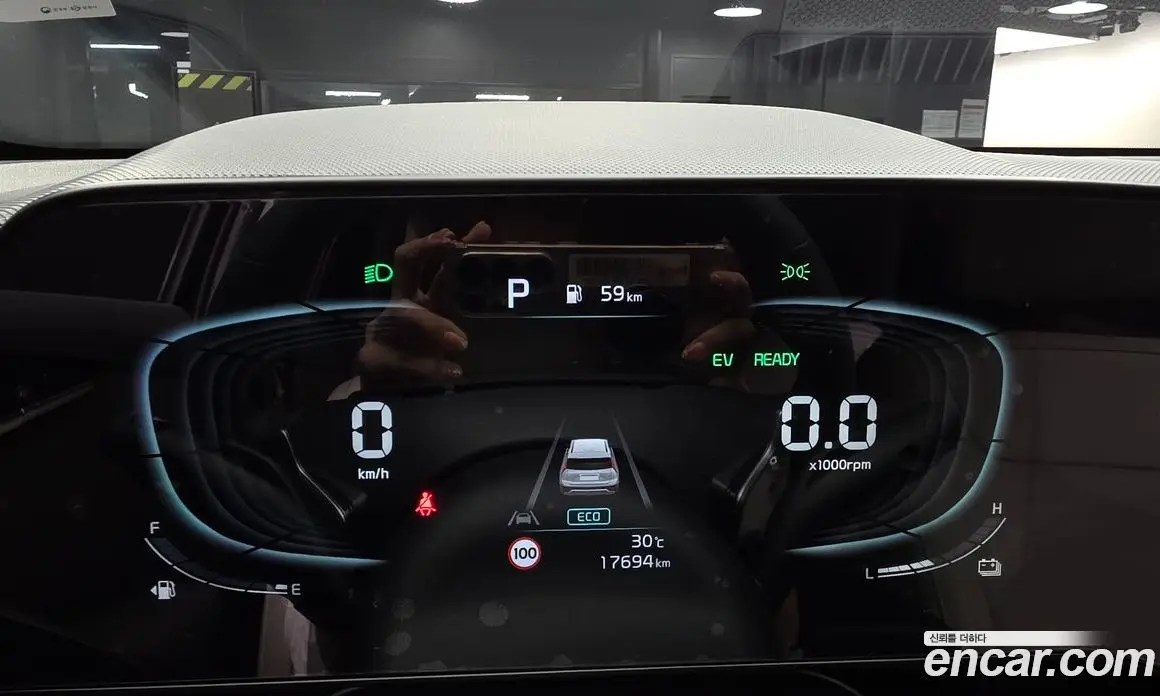 Kia Niro 2022 1.6 автомат (гидро), фото 8