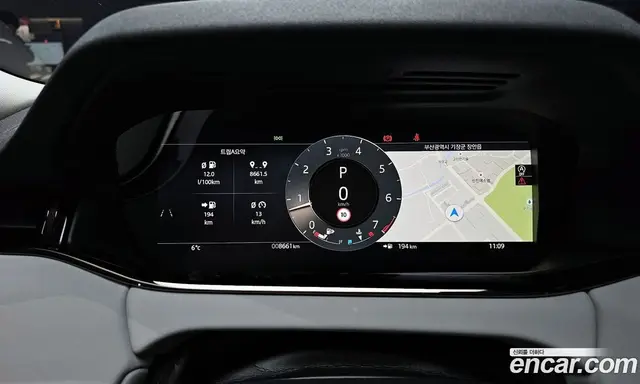 Land Rover Range Rover Evoque 2025 2.0 автомат (гидро), миниатюра 8