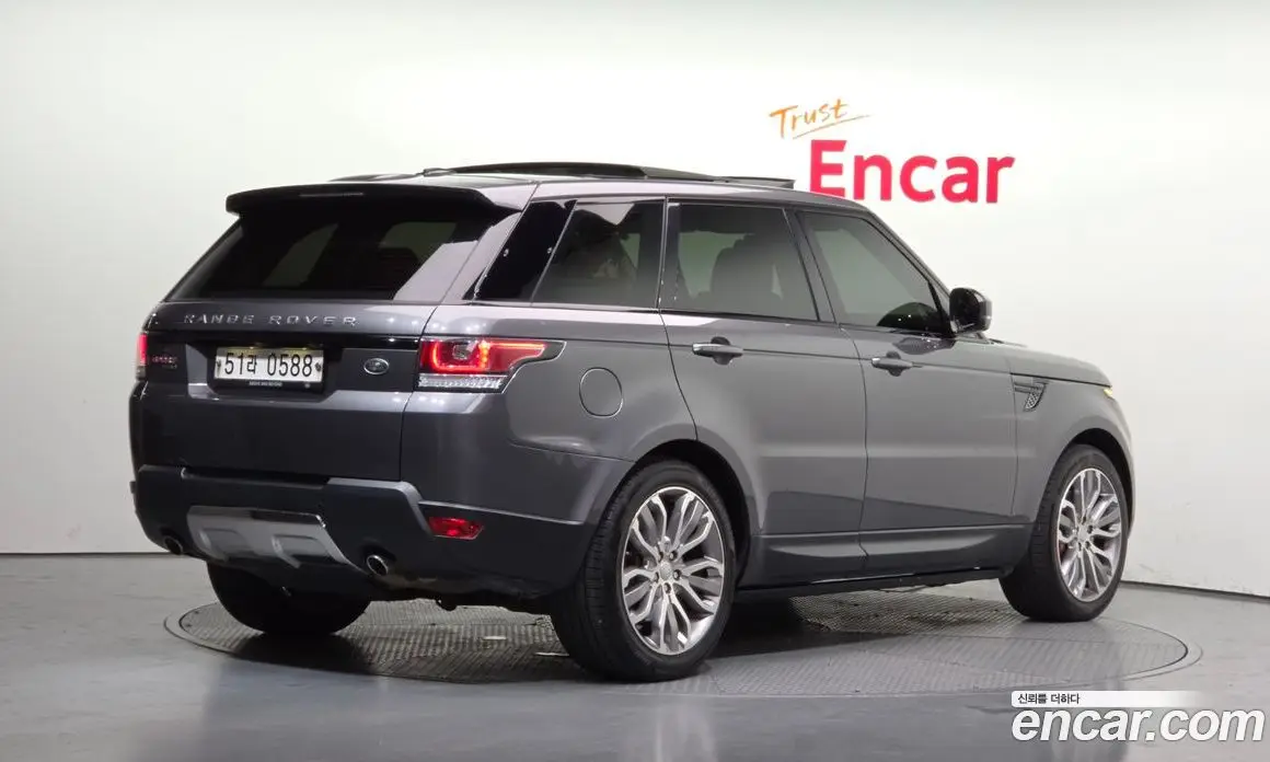 Land Rover Range Rover Sport 2015 3.0 автомат (гидро), фото 2 Land Rover Range Rover Sport 2015 3.0 автомат (гидро), фото 2