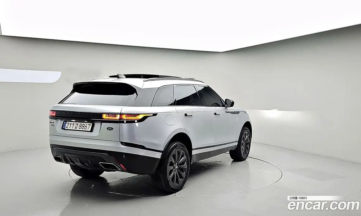 Land Rover Range Rover Velar 2019 3.0 автомат (гидро), фото 2 Land Rover Range Rover Velar 2019 3.0 автомат (гидро), фото 2