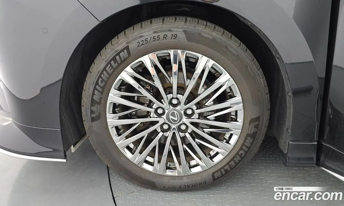 Lexus LM 2026 2.4 автомат (гидро), фото 5