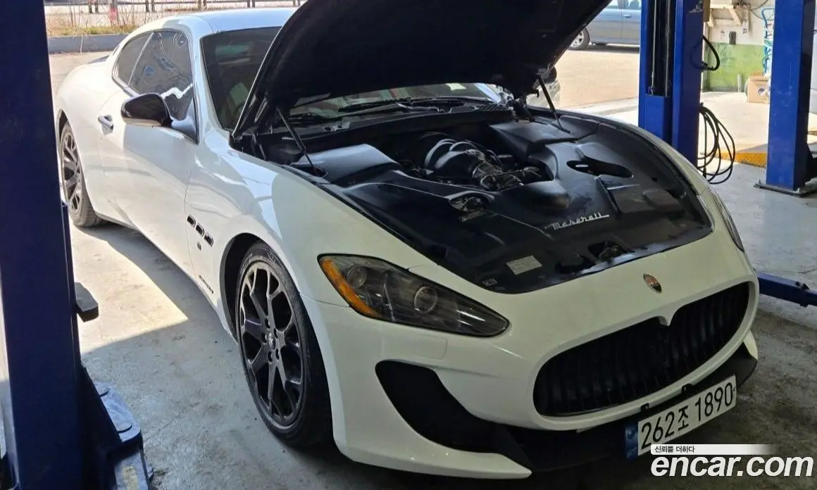 Maserati GranTurismo 2008 4.2 автомат (гидро), фото 15