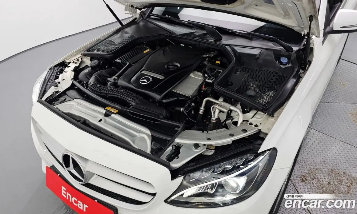Mercedes-Benz C-Class 2017 2.0 автомат (гидро), фото 6 Mercedes-Benz C-Class 2017 2.0 автомат (гидро), фото 6