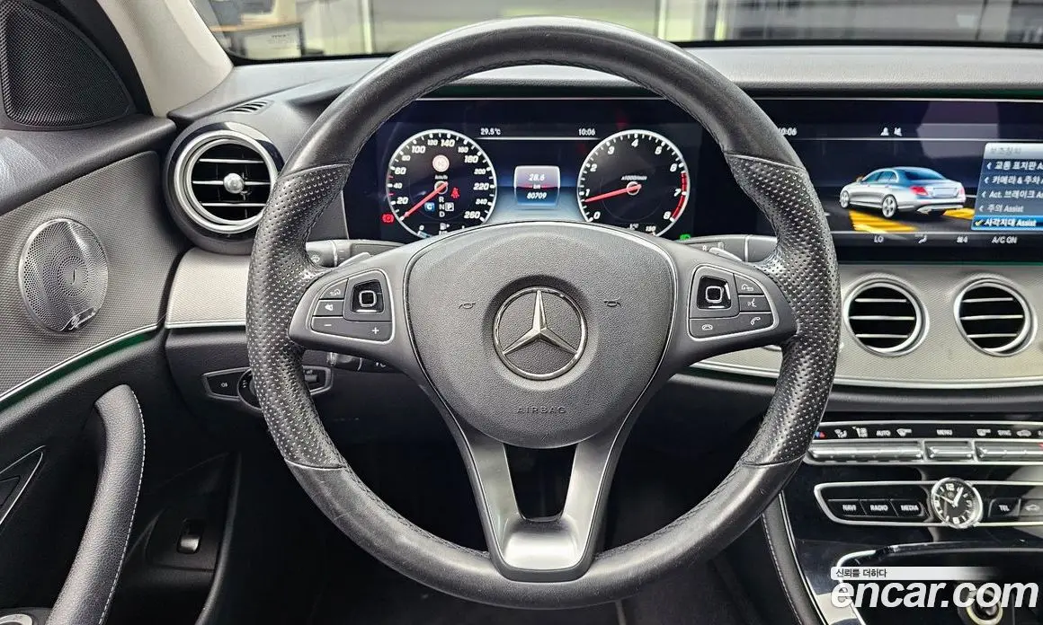 Mercedes-Benz E-Class 2016 2.0 автомат (гидро), фото 13 Mercedes-Benz E-Class 2016 2.0 автомат (гидро), фото 13