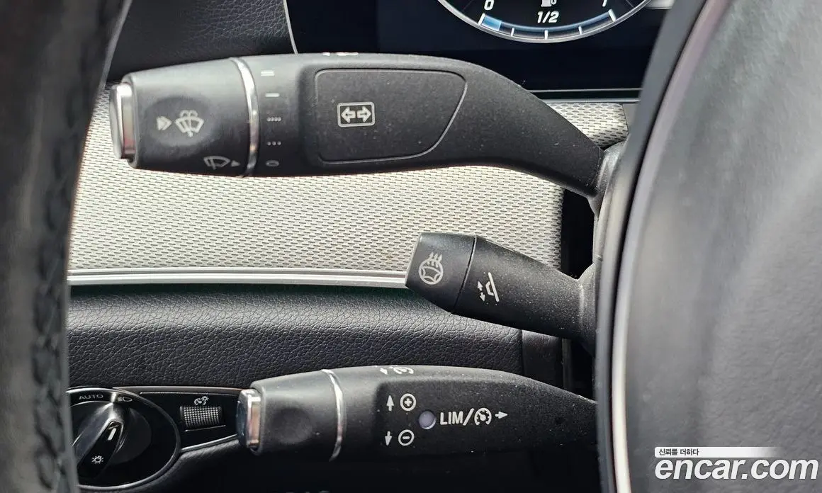 Mercedes-Benz E-Class 2016 2.0 автомат (гидро), фото 18 Mercedes-Benz E-Class 2016 2.0 автомат (гидро), фото 18