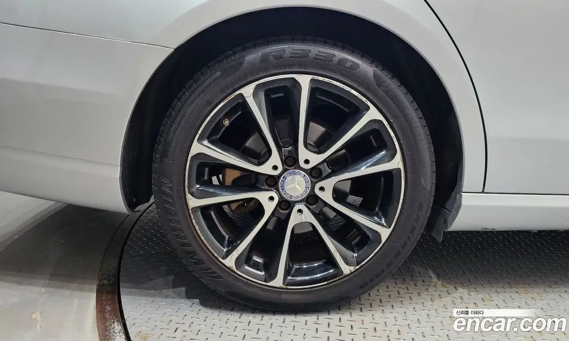 Mercedes-Benz E-Class 2016 2.0 автомат (гидро), фото 5 Mercedes-Benz E-Class 2016 2.0 автомат (гидро), фото 5