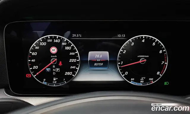 Mercedes-Benz E-Class 2016 2.0 автомат (гидро), миниатюра 8 Mercedes-Benz E-Class 2016 2.0 автомат (гидро), миниатюра 8