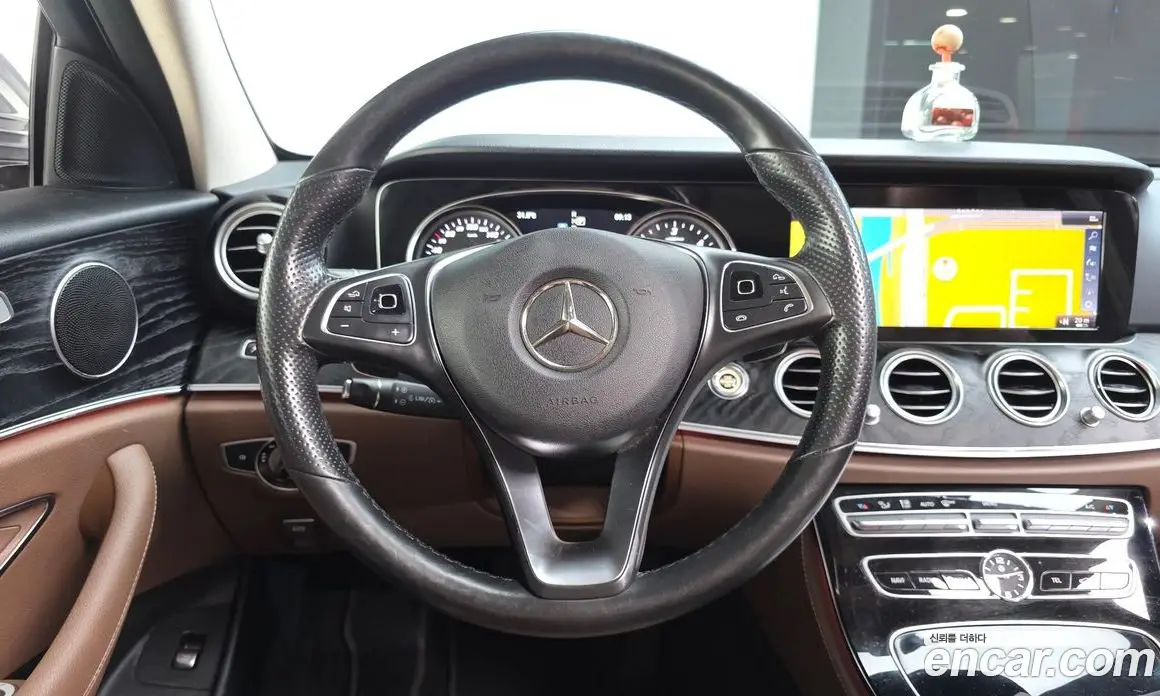 Mercedes-Benz E-Class 2017 1.9 автомат (гидро), фото 13