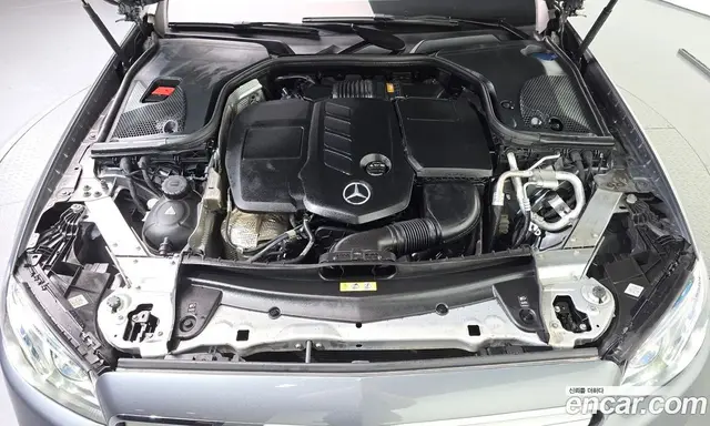 Mercedes-Benz E-Class 2017 1.9 автомат (гидро), миниатюра 6