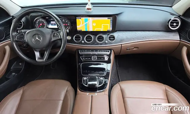 Mercedes-Benz E-Class 2017 1.9 автомат (гидро), миниатюра 7