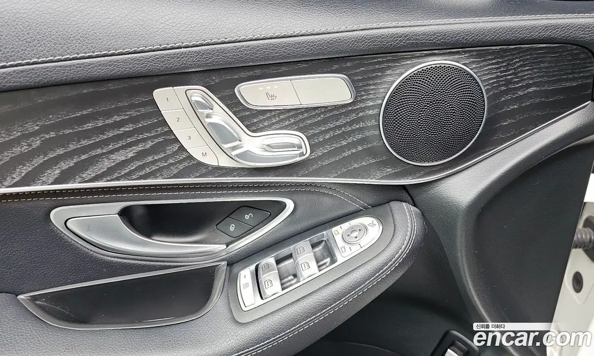 Mercedes-Benz GLC-Class 2018 2.1 автомат (гидро), фото 17 Mercedes-Benz GLC-Class 2018 2.1 автомат (гидро), фото 17