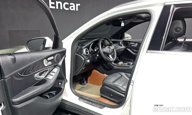 Mercedes-Benz GLC-Class 2018 2.1 автомат (гидро), миниатюра 10 Mercedes-Benz GLC-Class 2018 2.1 автомат (гидро), миниатюра 10