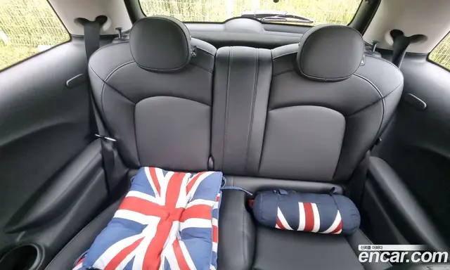 Mini Cooper, 2015, 82 500 км