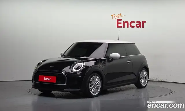 Mini Cooper, 2022, 28 004 км