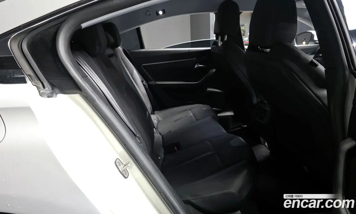 Peugeot 508 2019 2.0 автомат (гидро), фото 12 Peugeot 508 2019 2.0 автомат (гидро), фото 12