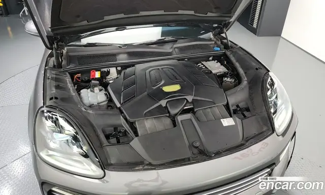 Porsche Cayenne 2019 3.0 автомат (гидро), миниатюра 6 Porsche Cayenne 2019 3.0 автомат (гидро), миниатюра 6