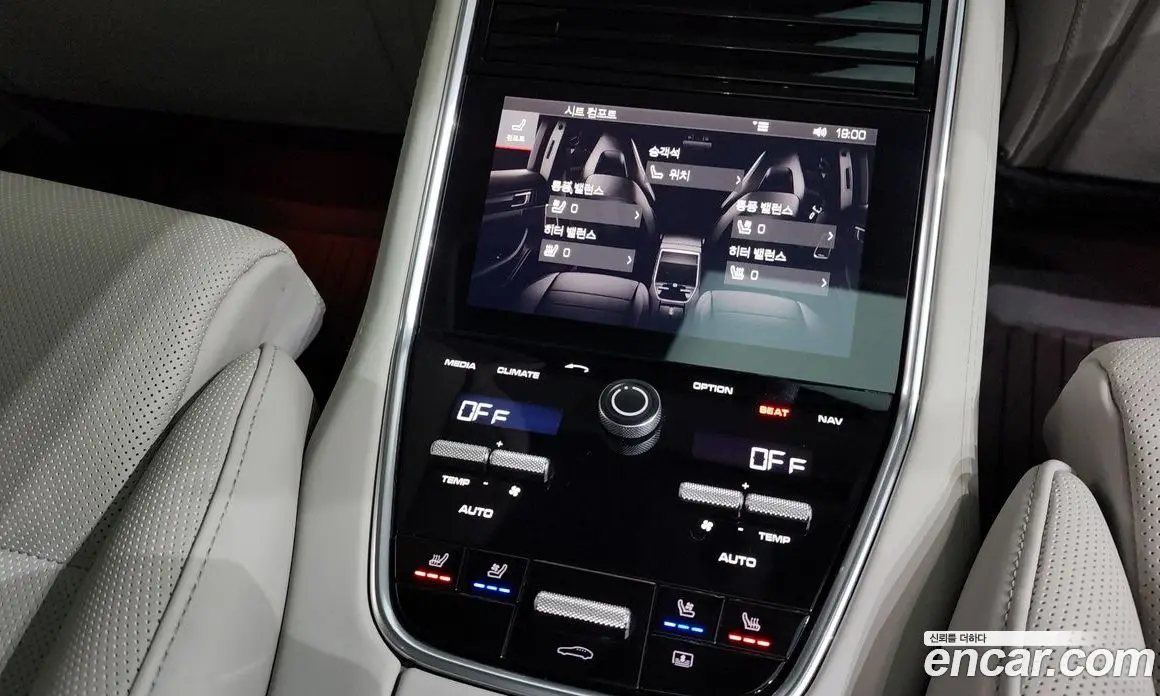 Porsche Panamera 2018 2.9 автомат (гидро), фото 19