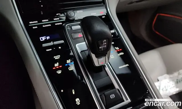 Porsche Panamera 2018 2.9 автомат (гидро), миниатюра 9