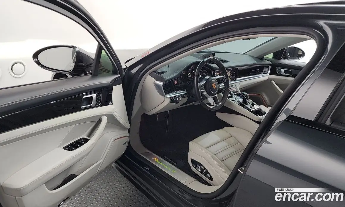 Porsche Panamera 2018 2.9 автомат (гидро), фото 10