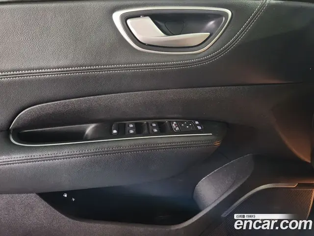 Renault (Samsung) SM6 2016 2.0 автомат (гидро), миниатюра 7 Renault (Samsung) SM6 2016 2.0 автомат (гидро), миниатюра 7
