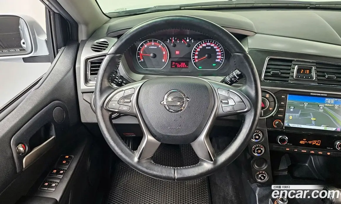 SsangYong Korando 2017 2.2 автомат (гидро), фото 12 SsangYong Korando 2017 2.2 автомат (гидро), фото 12